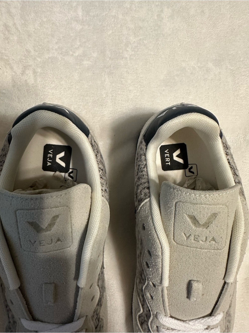 Veja Wool Runner Sneakers in Grey and Navy - Picture 3 of 8